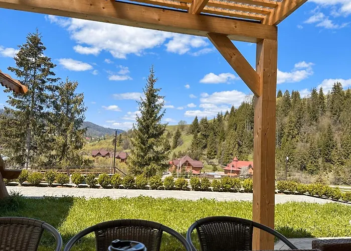 Adel Chalet